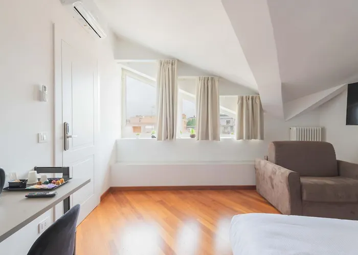 Adelante San Giovanni Guest house